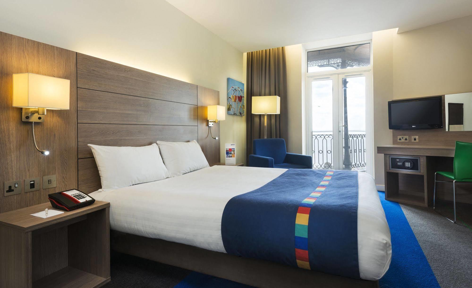 Hotel Park By Radisson Palace
